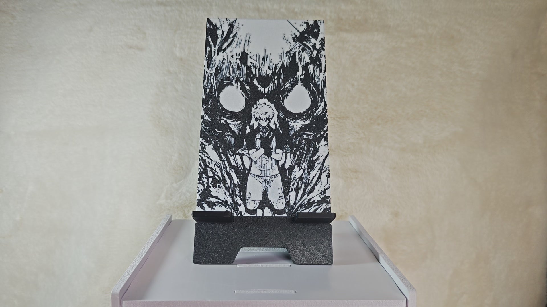 Soporte para Móvil de Nagi Seishiro – Accesorio Anime Blue Lock